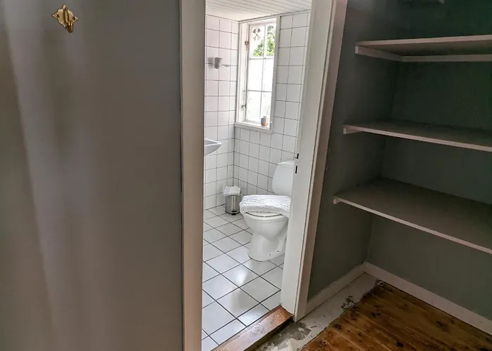 Naesgaarden Konukevi 3*