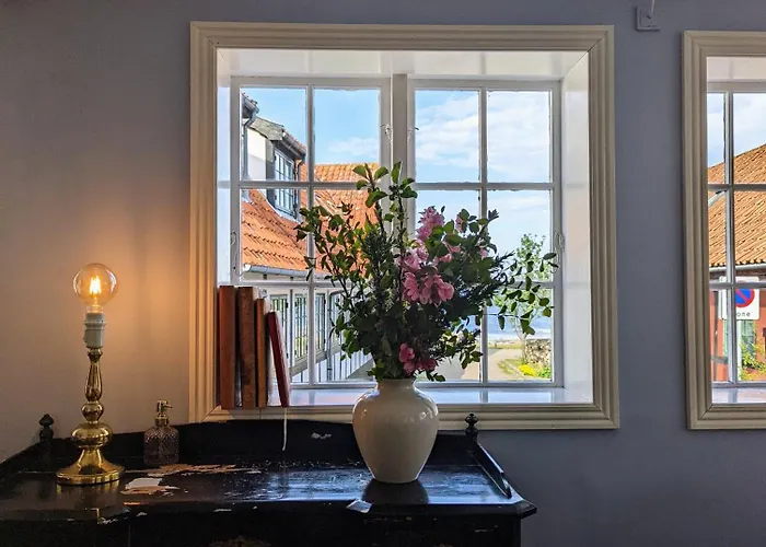 Naesgaarden Konukevi 3*